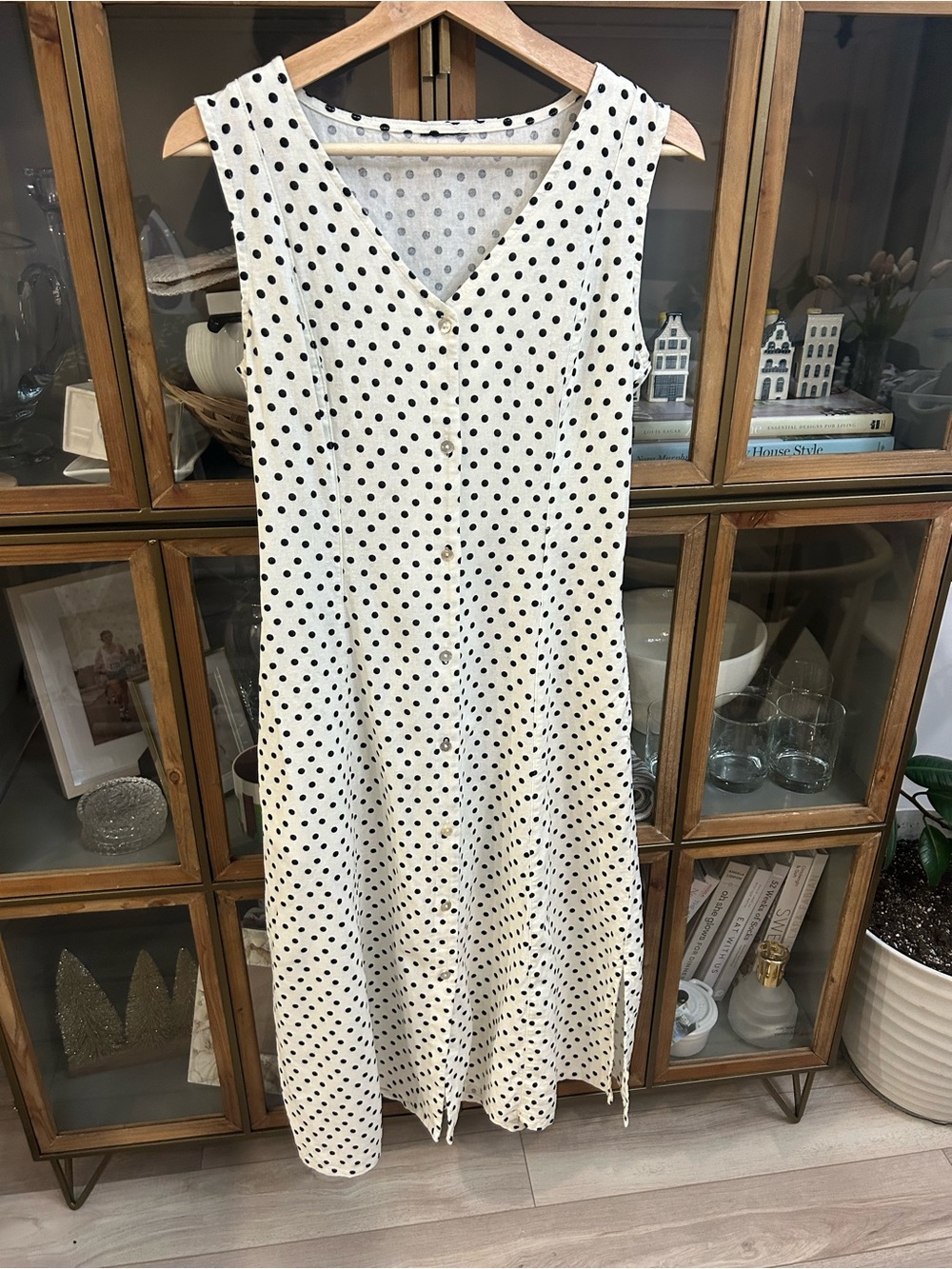 Vintage Cotton Sleeveless V-Neck Polka Dot Midi Dress - Picture 4 of 13